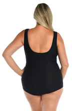 Maxine Of Hollywood Solid Textured Spa Girl Leg One Piece - Black
